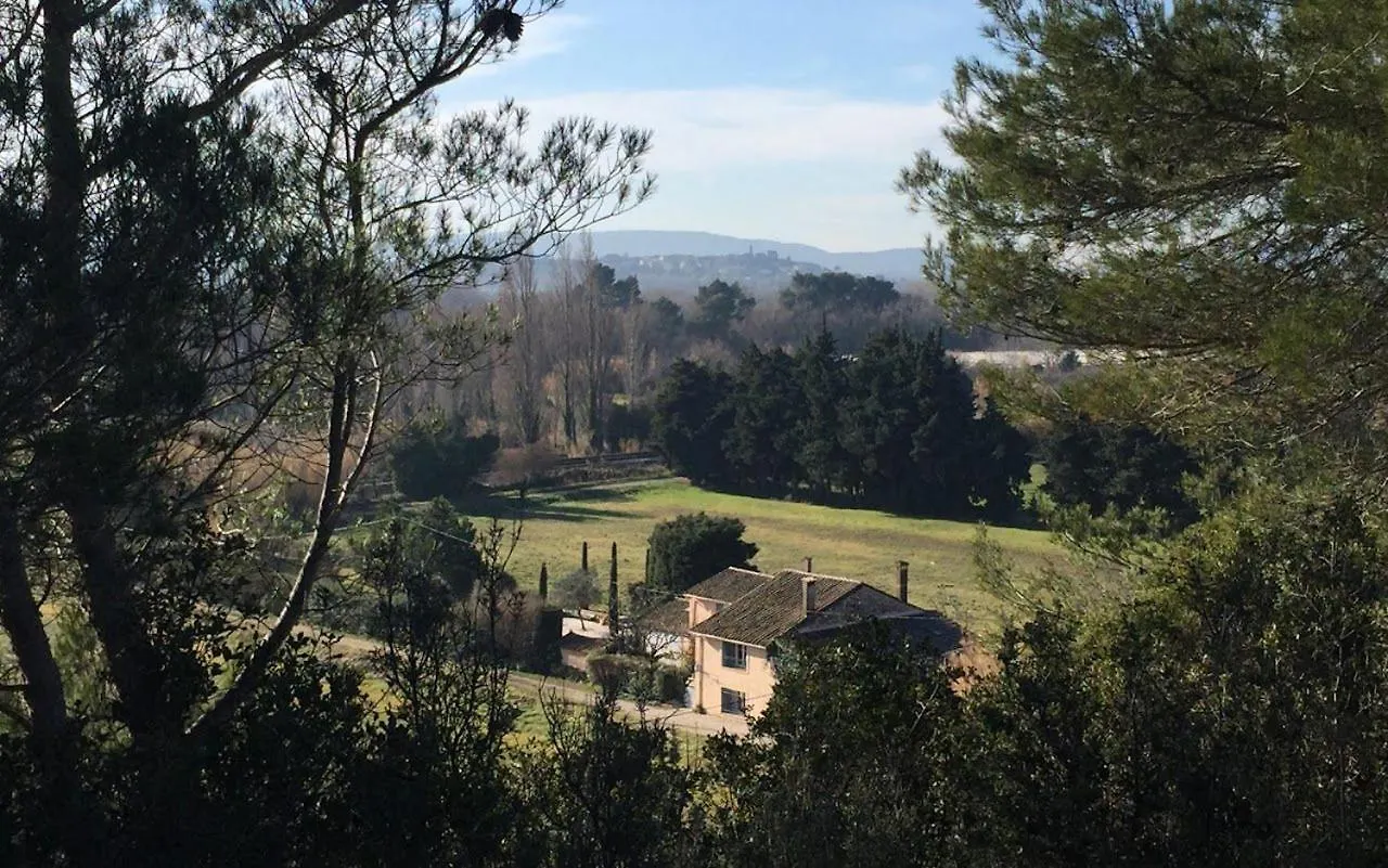 Сasa de vacaciones Charming Provencal Farmhouse With Pool Mérindol Francia